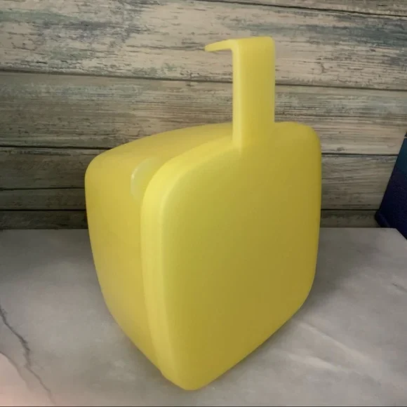 Tupperware Forget Me Not New - Picture 1 of 8